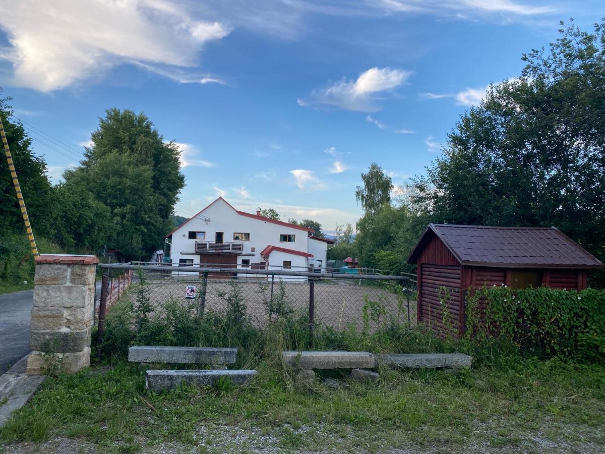 Ubytovani Samba Benesov u Semil Exterior foto